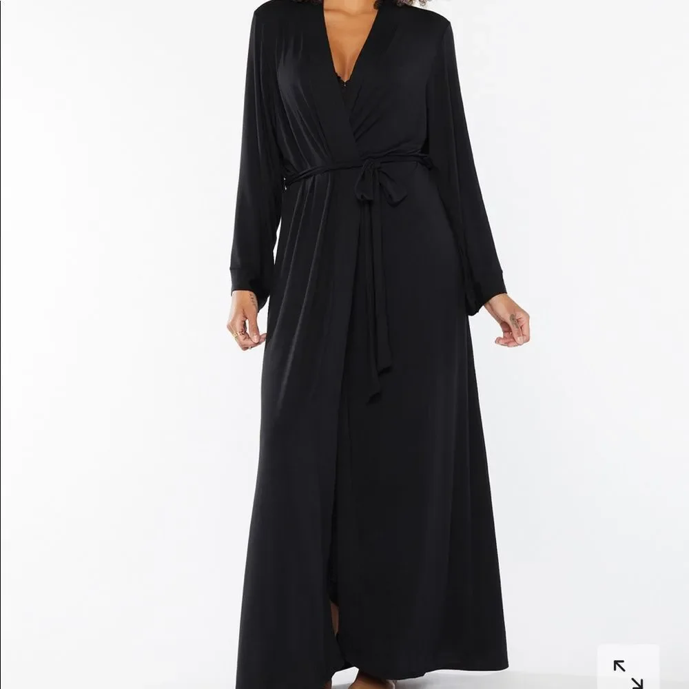 Savage X Fenty CLF curvy Satin Lace Racerback Robe Caviar XL/1X NWT